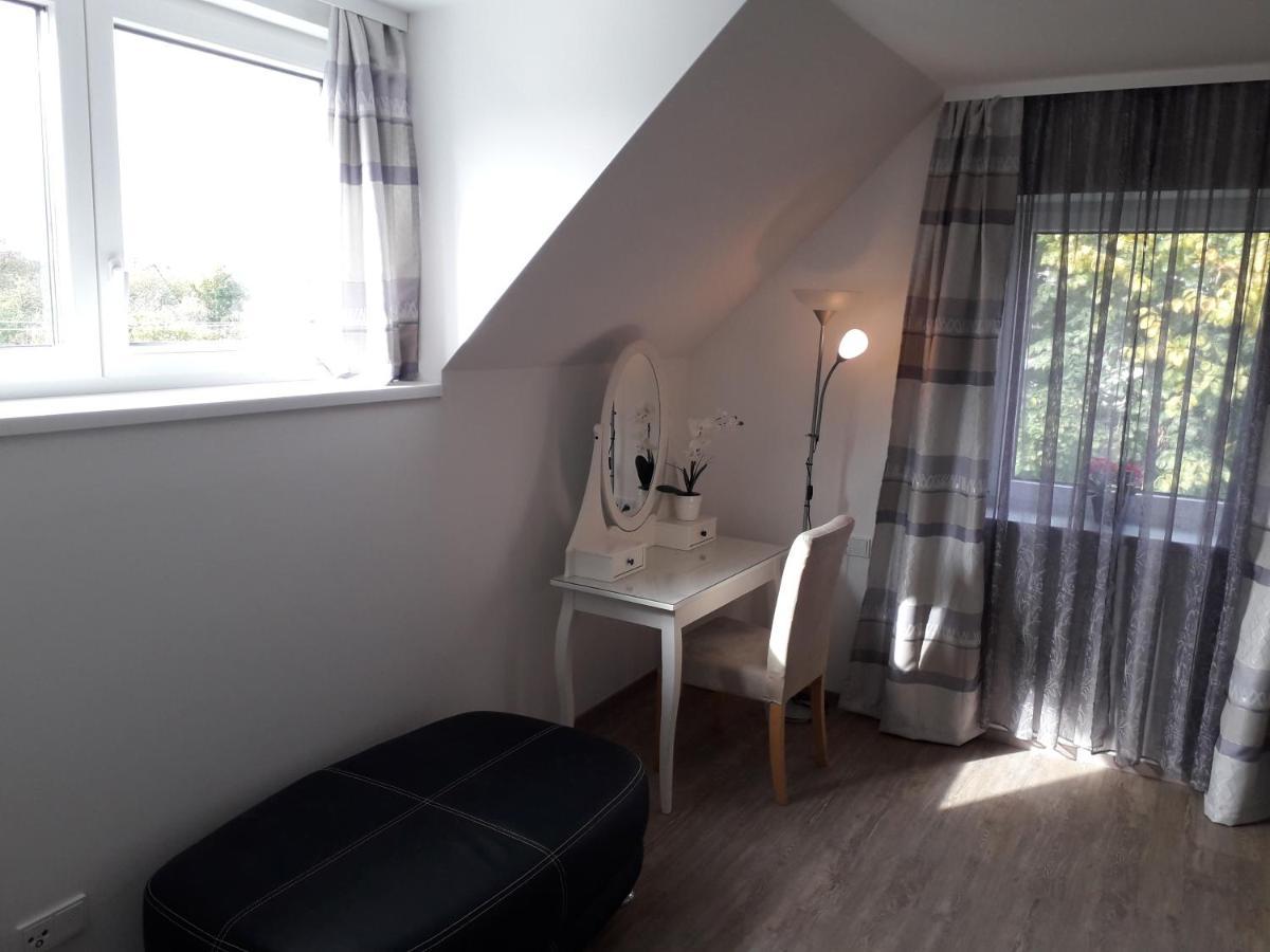 Apartment Top 3 Mit 4 Betten Bestrooms Eu Щайр Екстериор снимка