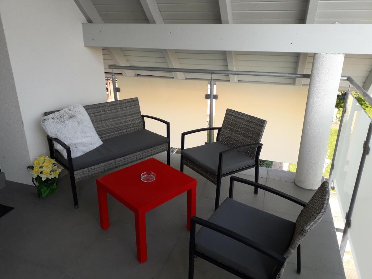 Apartment Top 3 Mit 4 Betten Bestrooms Eu Щайр Екстериор снимка