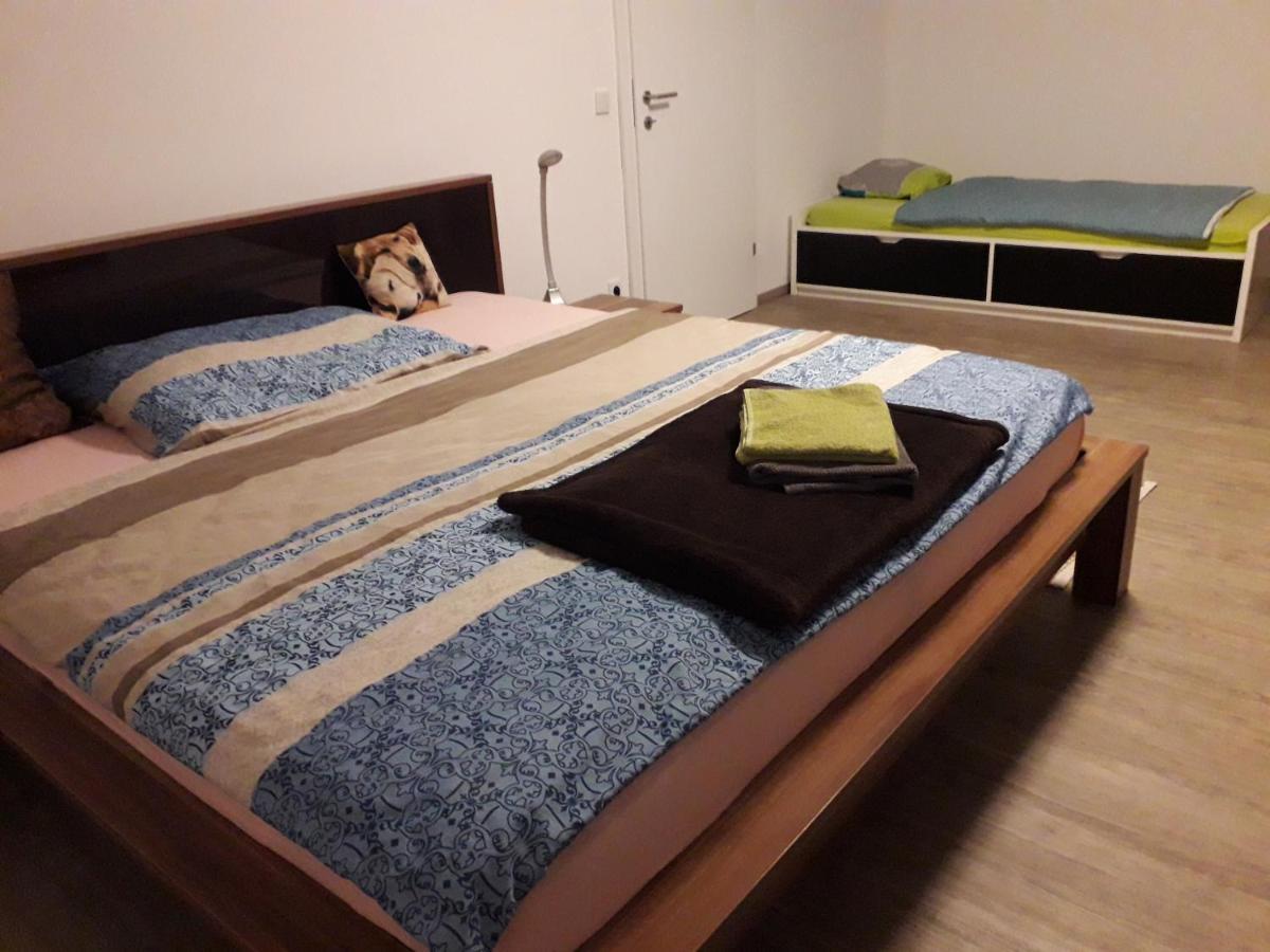 Apartment Top 3 Mit 4 Betten Bestrooms Eu Щайр Екстериор снимка